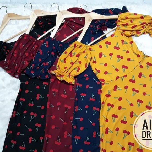 Dress - Picture 2 of 2